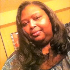 Meet your Posher, La Tisha